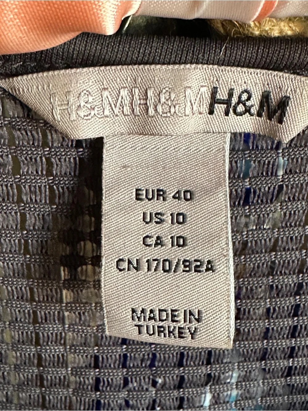 H&M airy open